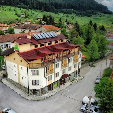 Boryka Family Hotel Asikoria Luaran gambar